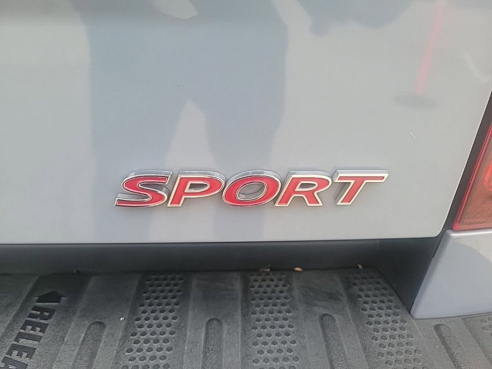 Used 2024 Honda Ridgeline Sport image 12