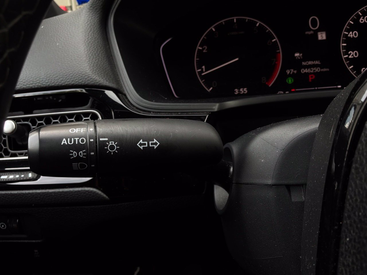 Used 2025 Honda Civic Sport image 34