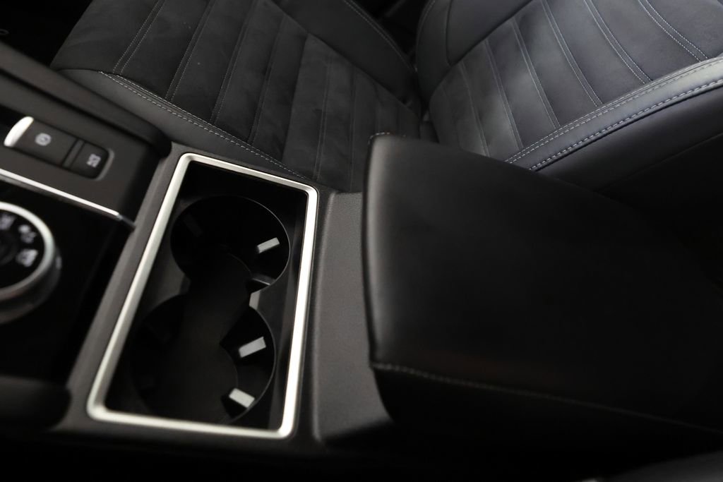 Used 2022 Mitsubishi Outlander SE image 37