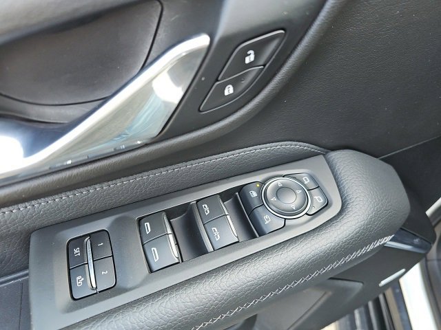 Used 2021 GMC Yukon Denali w/ Max Trailering Package image 14