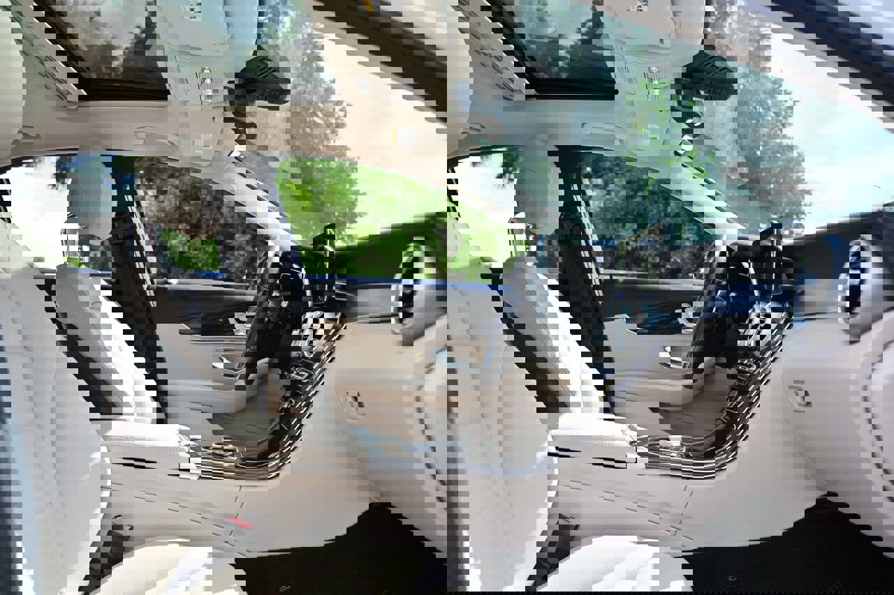 Used 2021 Mercedes-Benz C 300 Sedan w/ Premium Package image 15