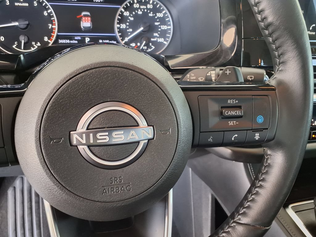 Used 2023 Nissan Pathfinder SL w/ Lighting Package (N92) AWD/4WD image 25