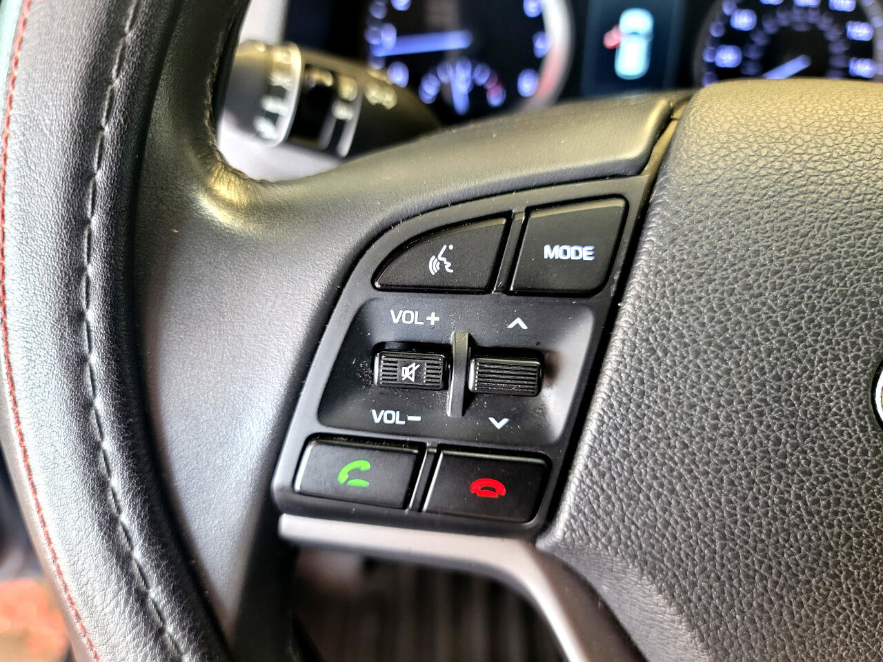 Used 2016 Hyundai Tucson Limited w/ Option Group 03 image 16