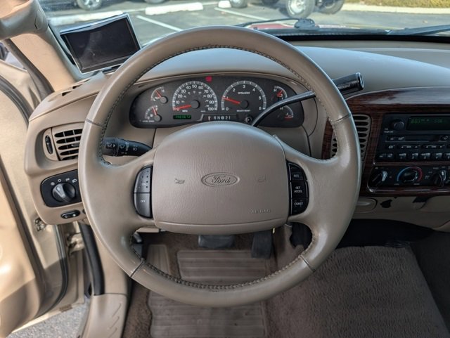 Used 2001 Ford F150 Lariat image 12