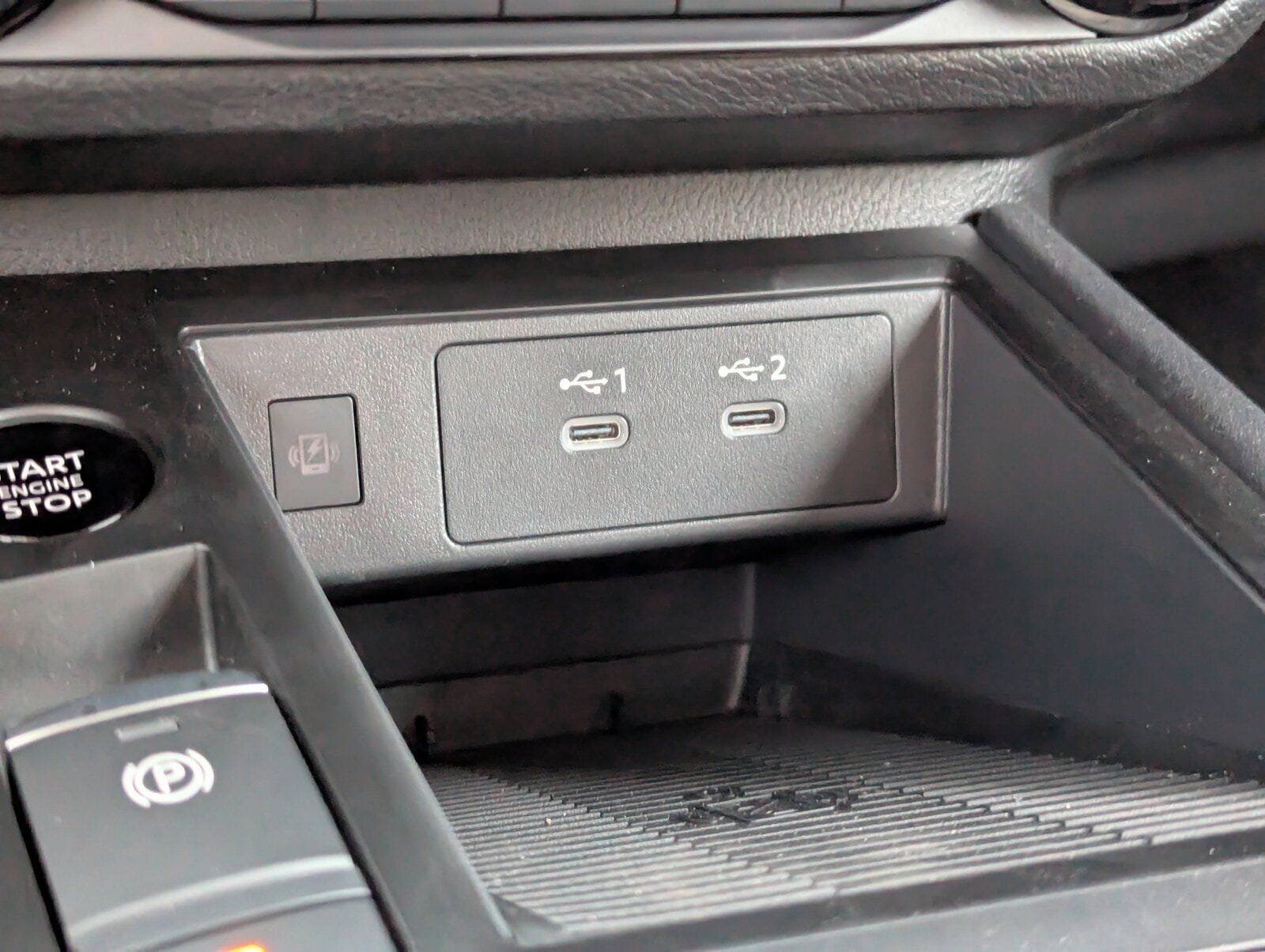 New 2026 Nissan Kicks SV w/ SV Premium Package FWD image 21
