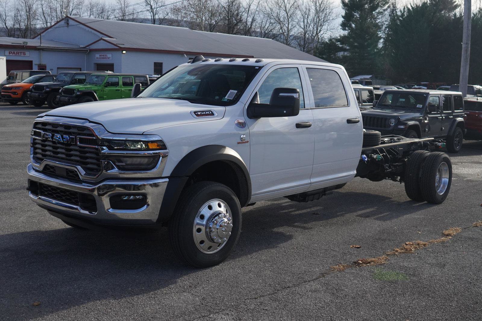 New 2026 RAM 4500 Tradesman w/ Chrome Appearance Group image 6