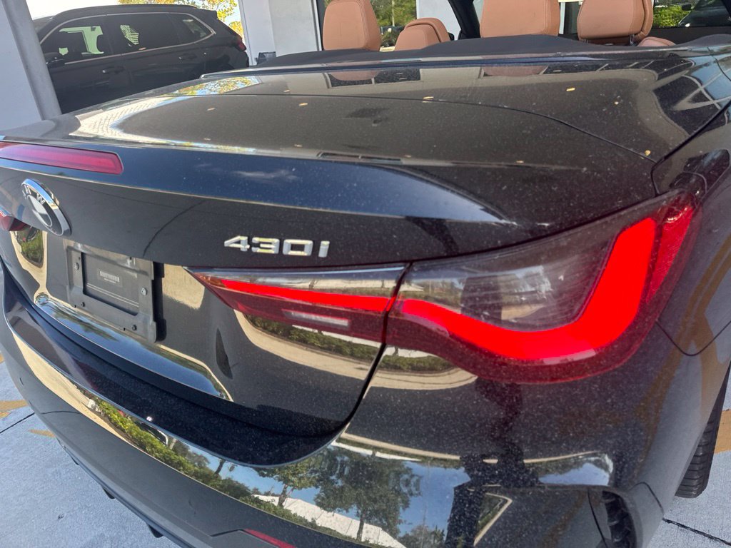 Used 2021 BMW 430i Convertible w/ M Sport Package RWD image 4