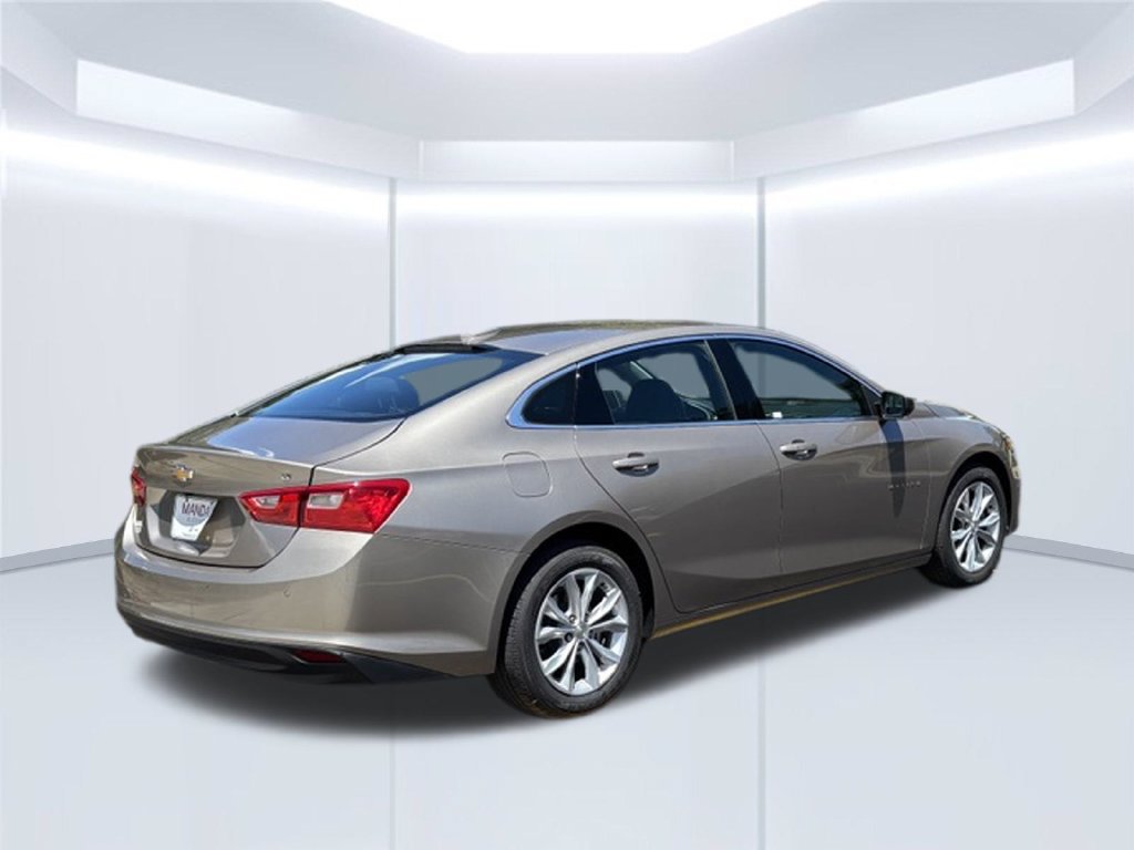 Used 2025 Chevrolet Malibu LT FWD image 5