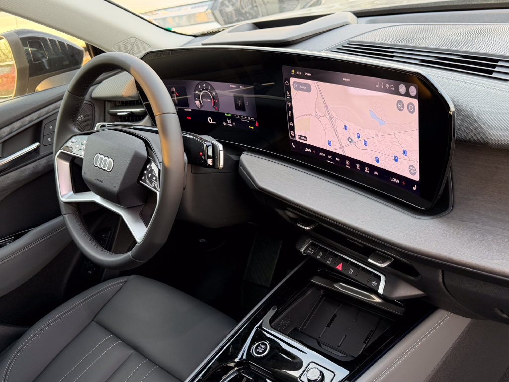 New 2026 Audi Q3 quattro 2.0T AWD/4WD image 7