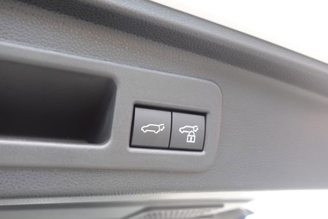 Certified 2025 Toyota 4Runner TRD Off-Road Premium w/ Tow Technology Package AWD/4WD image 32