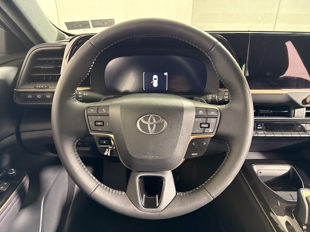 New 2026 Toyota Crown Signia AWD/4WD image 17