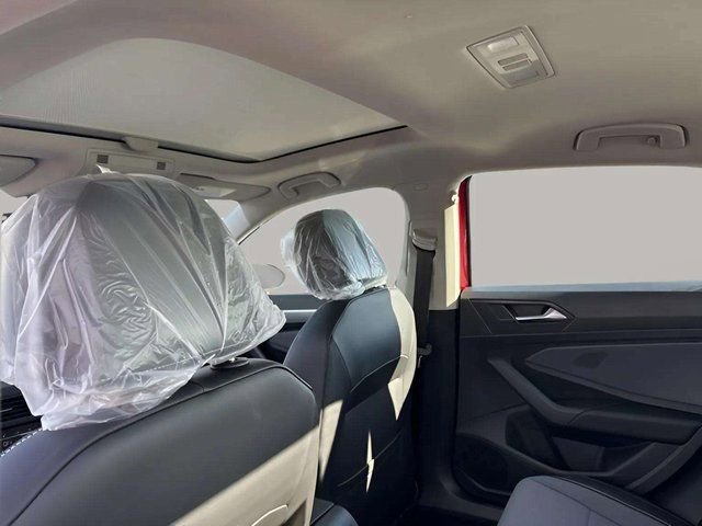 New 2026 Volkswagen Jetta SE image 5
