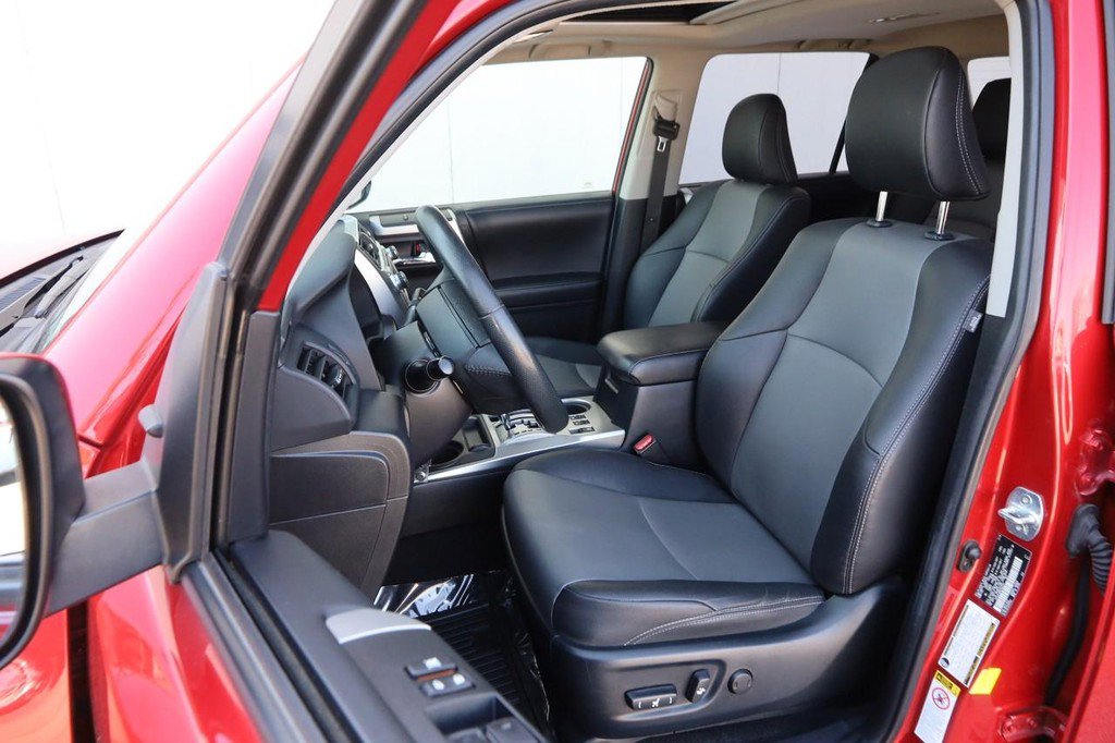 Used 2019 Toyota 4Runner SR5 Premium image 9