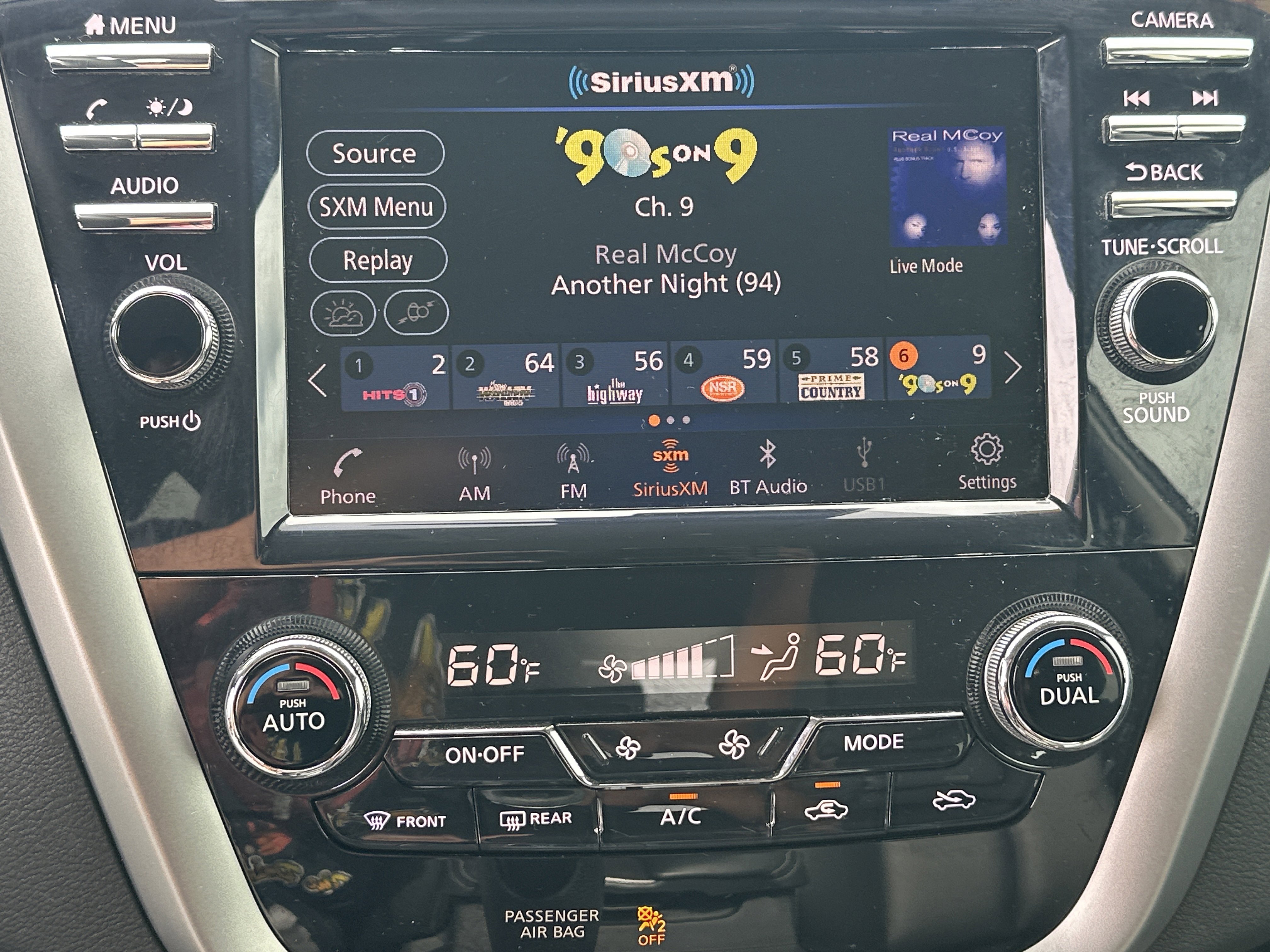 Used 2023 Nissan Murano SV w/ SV Midnight Edition Package FWD image 30