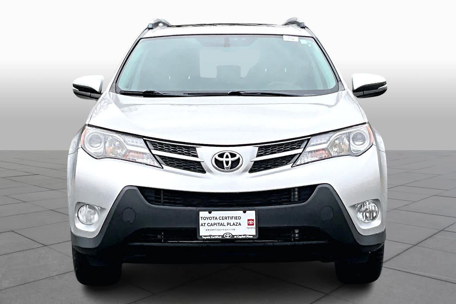 Used 2015 Toyota RAV4 Limited AWD/4WD image 4