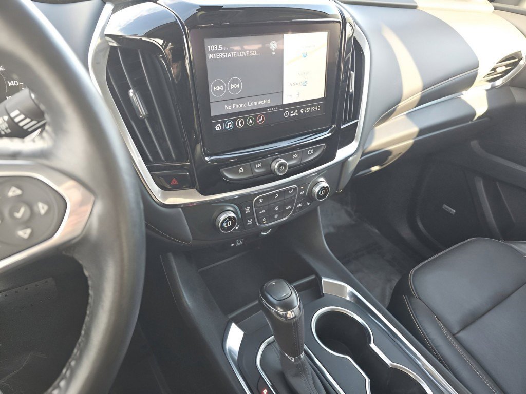 Used 2020 Chevrolet Traverse RS image 31