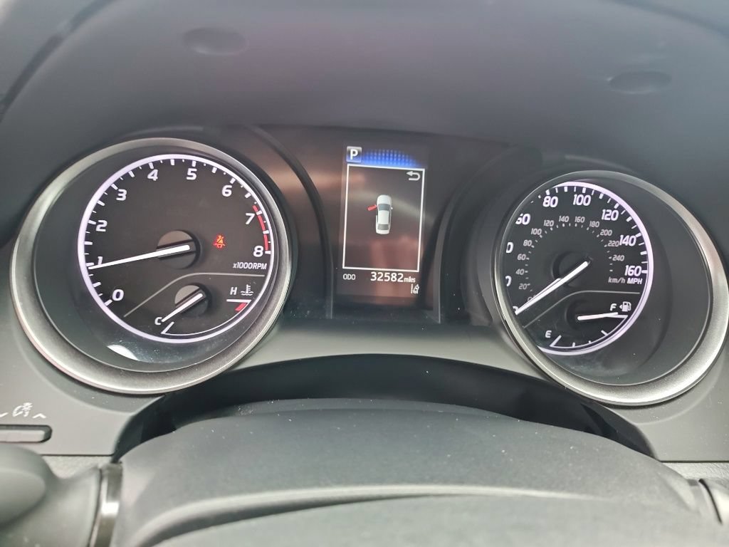 Used 2023 Toyota Camry SE FWD image 8