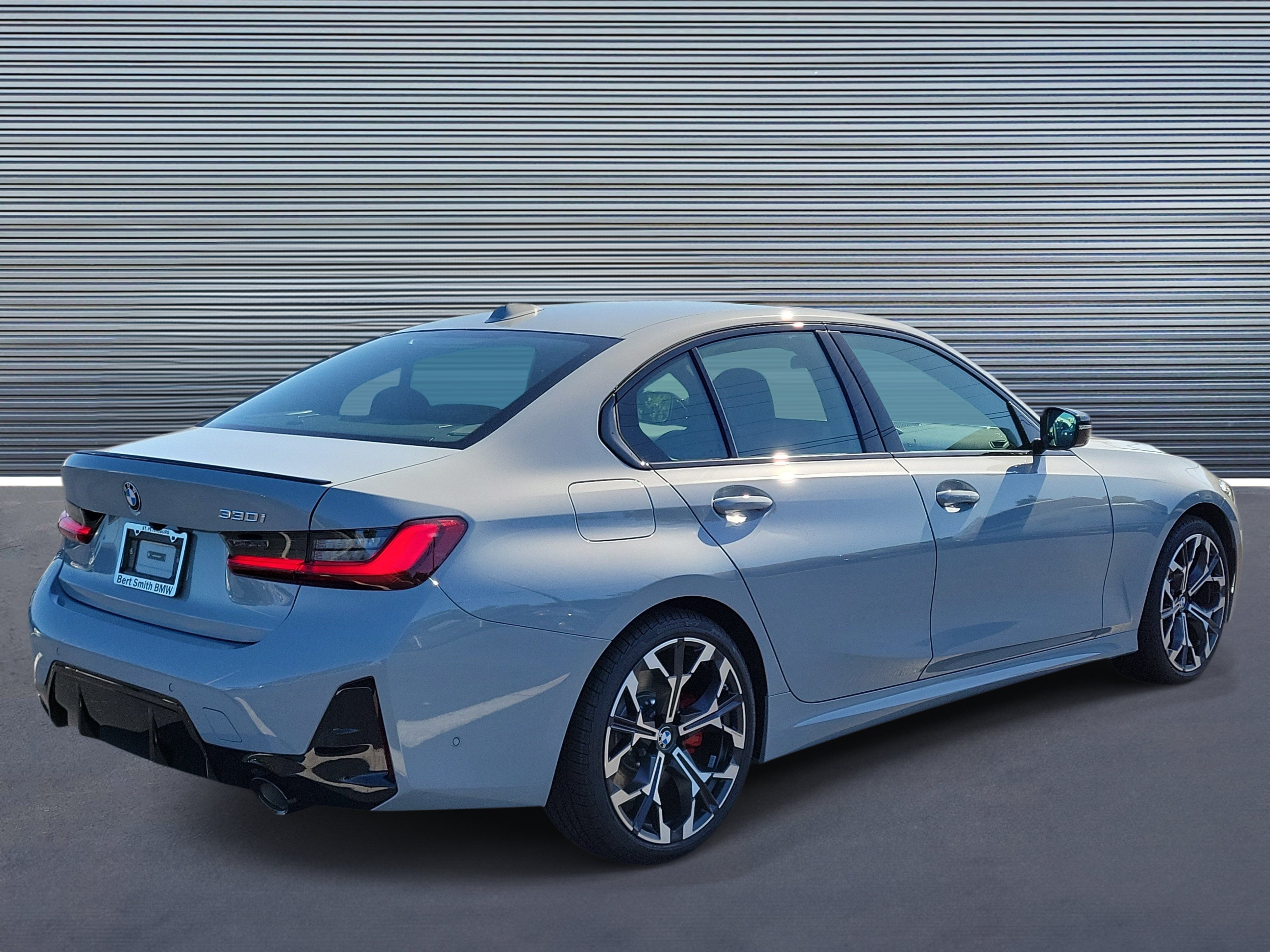 New 2026 BMW 330i Sedan w/ M Sport Package RWD image 3