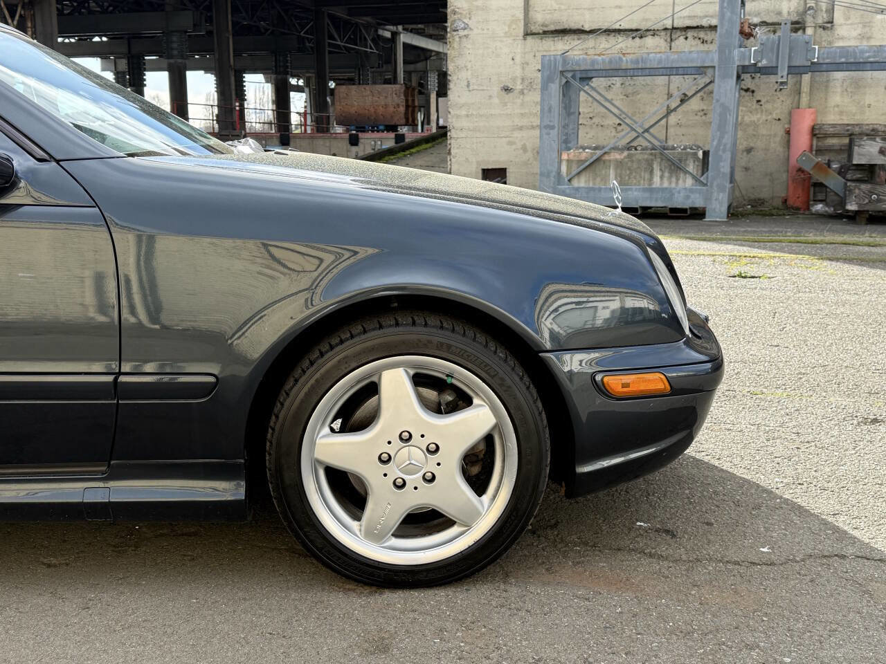 Used 2000 Mercedes-Benz CLK 430 Cabriolet image 25