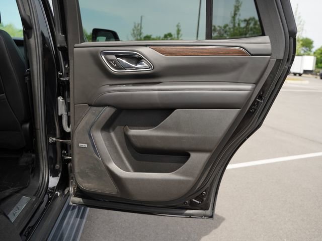 Used 2021 Chevrolet Tahoe High Country w/ Premium Package AWD/4WD image 24
