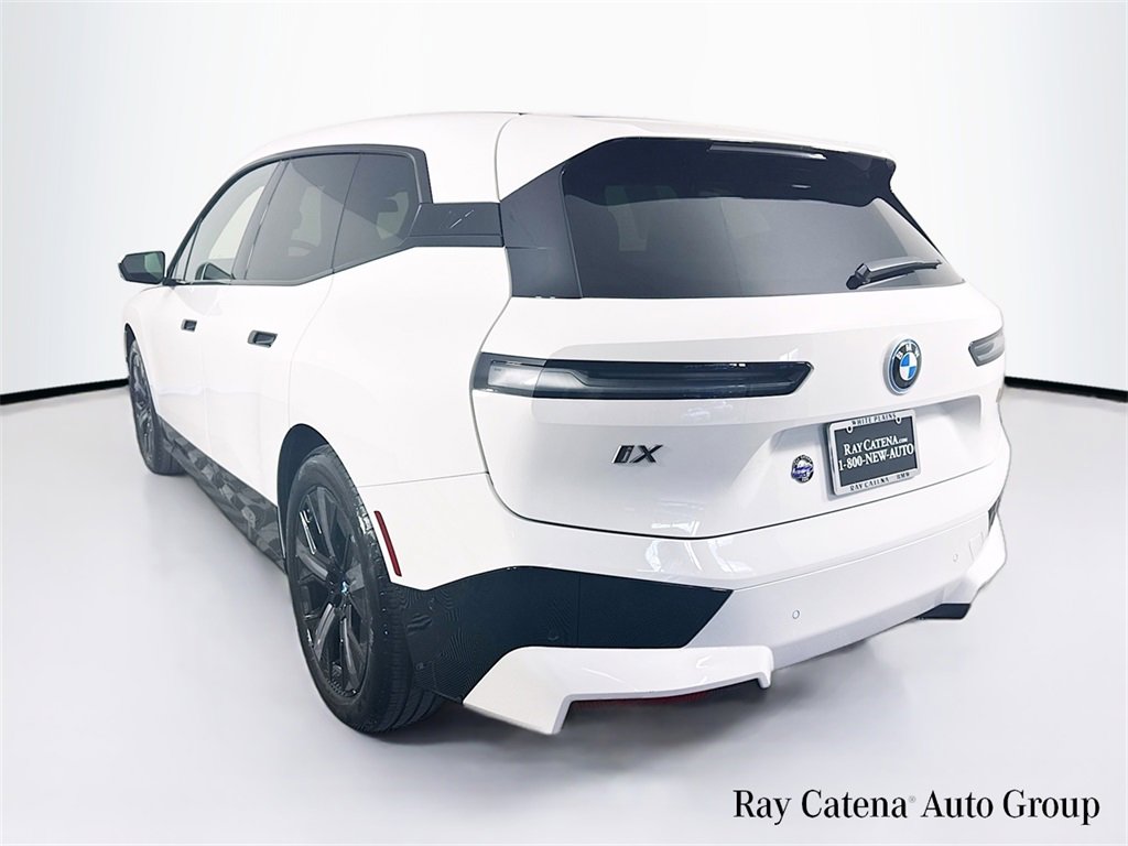 Used 2025 BMW iX M60 image 5