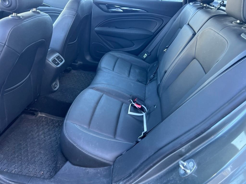 Used 2018 Buick Regal Essence w/ Driver Confidence Package #1 AWD/4WD image 13