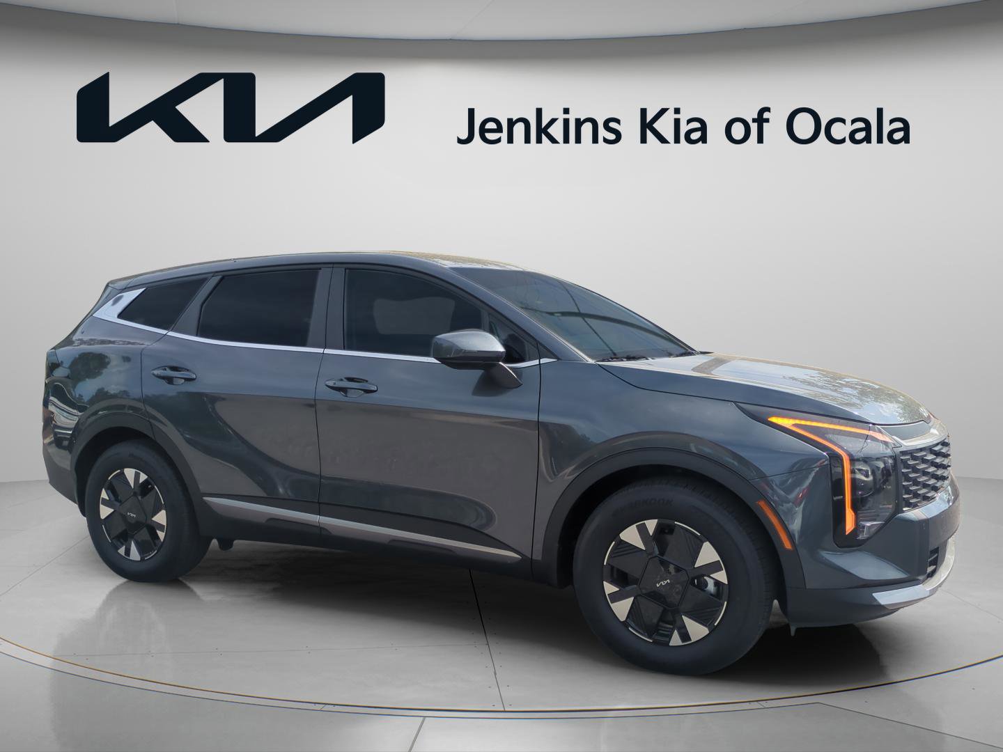 New 2026 Kia Sportage LX image 1