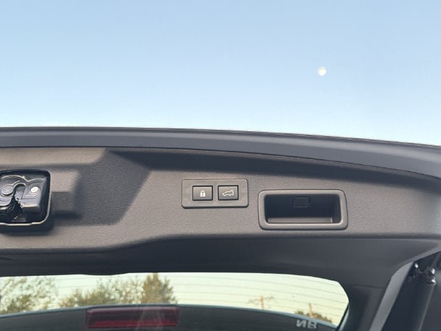 New 2026 Subaru Outback Limited AWD/4WD image 15
