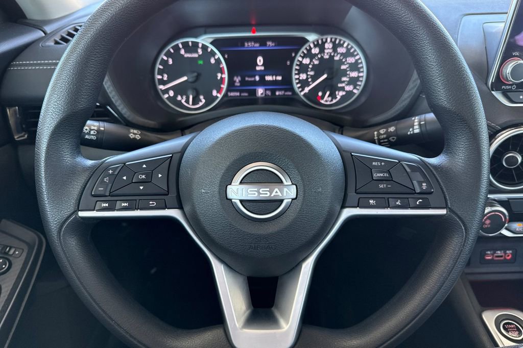 Used 2024 Nissan Sentra SV FWD image 30