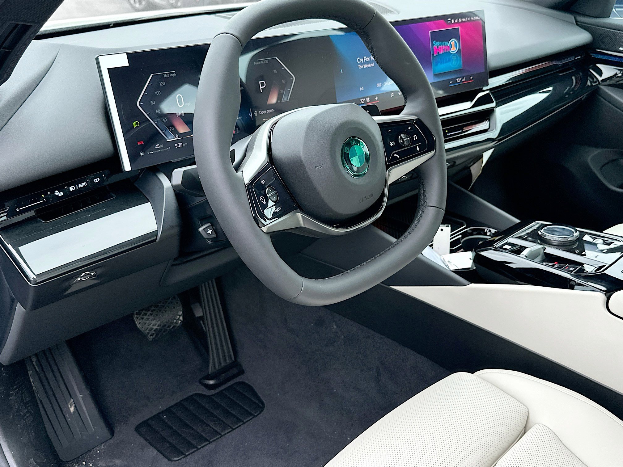 New 2026 BMW 530i w/ Convenience Package image 7