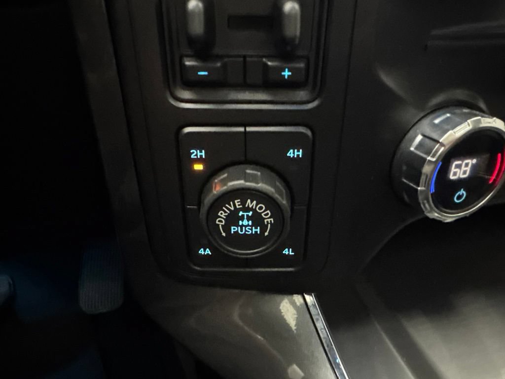 Used 2021 Ford F150 Lariat w/ Equipment Group 502A High AWD/4WD image 39