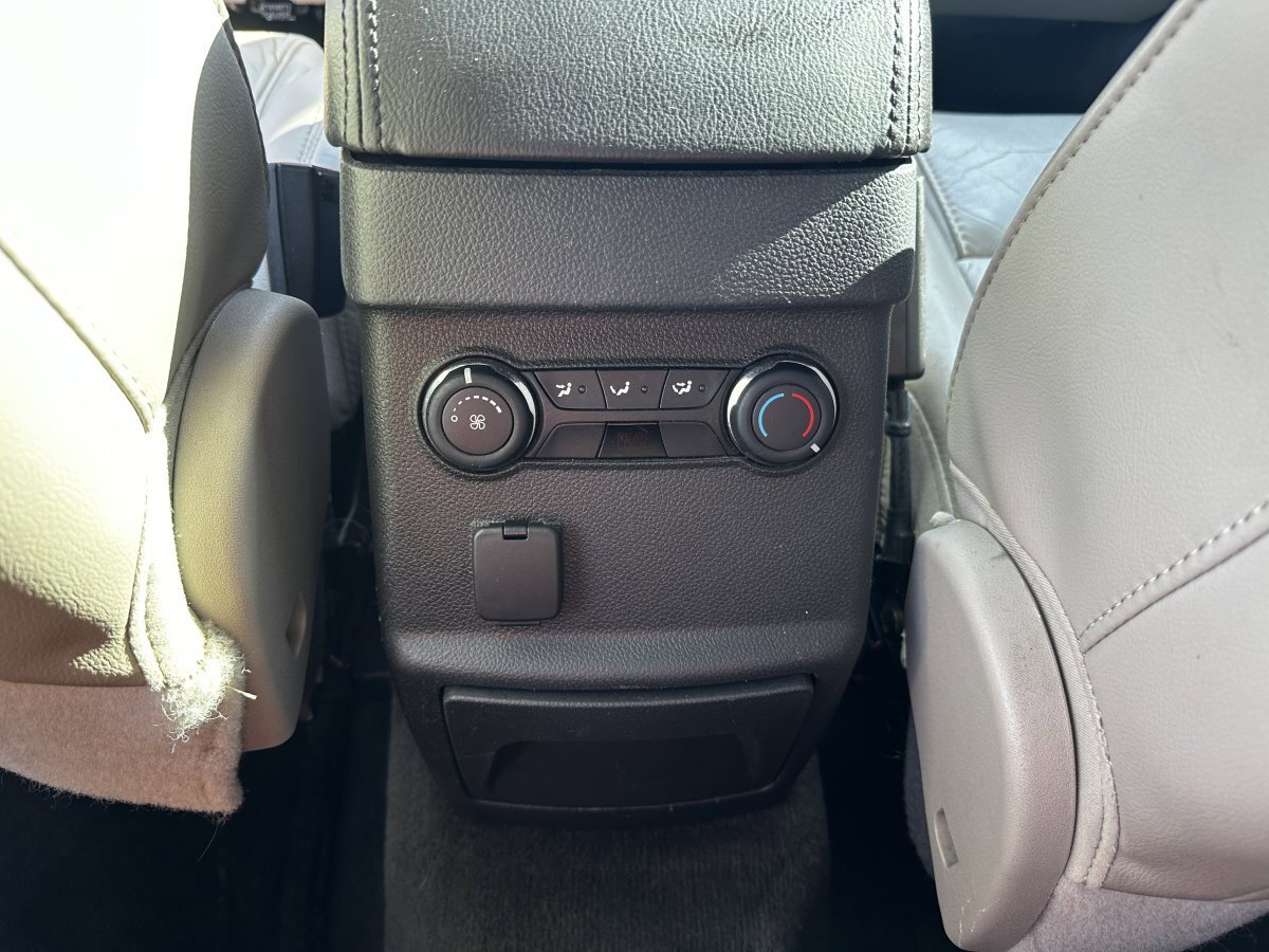 Used 2013 Ford Explorer XLT image 20