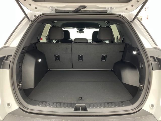 New 2026 Chevrolet Equinox LT image 11