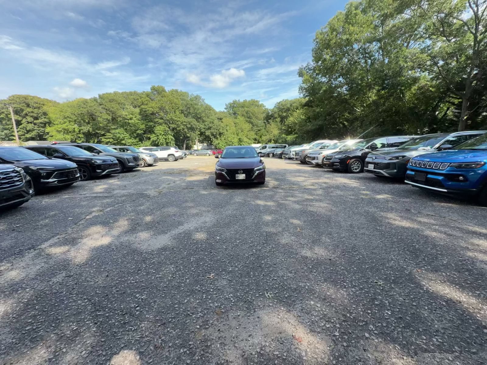 Used 2025 Nissan Sentra SV FWD image 3