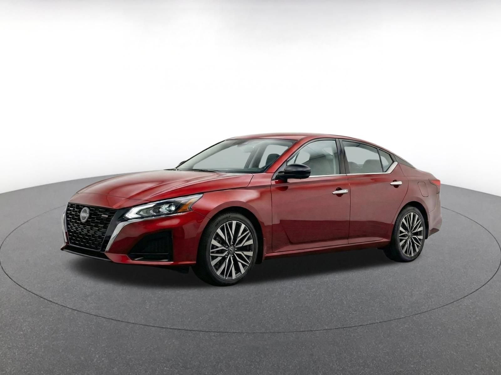 Used 2025 Nissan Altima 2.5 SV FWD image 3