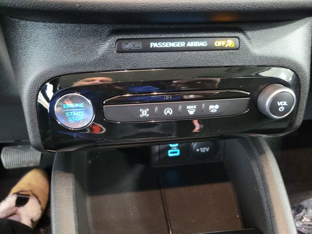 Used 2023 Ford Escape Active w/ Tech Pack #1 image 44