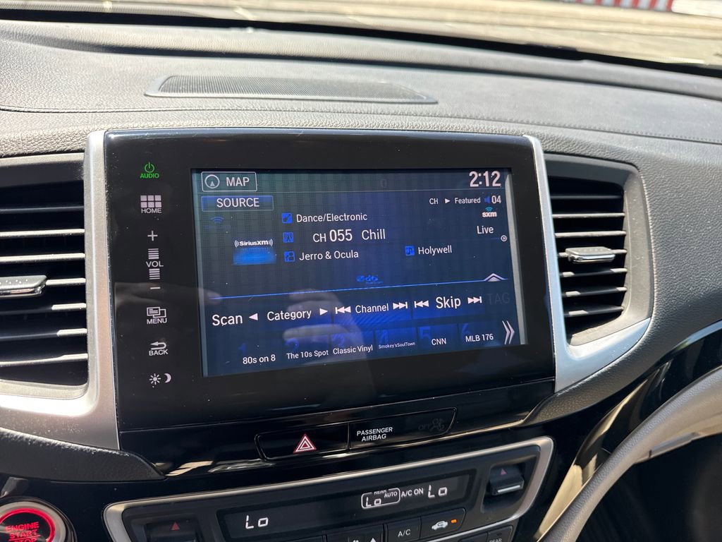 Used 2016 Honda Pilot Touring image 22