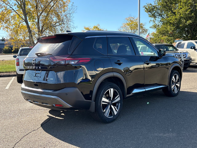 Certified 2023 Nissan Rogue SL w/ SL Premium Package AWD/4WD image 2