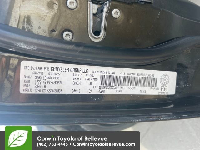 Used 2013 RAM 1500 Classic SLT w/ SLT Plus D￩cor Group image 28