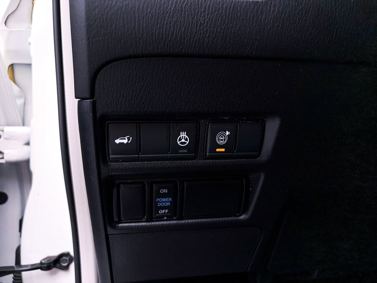 Used 2023 Nissan Armada SL RWD image 5