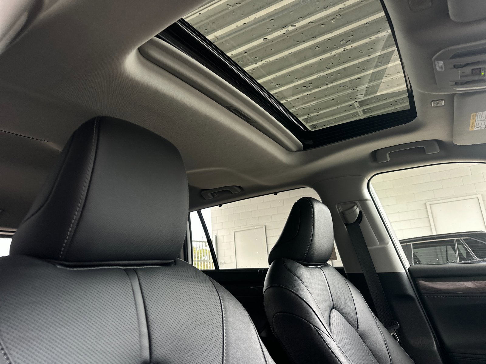 New 2026 Toyota Highlander Limited AWD/4WD image 17