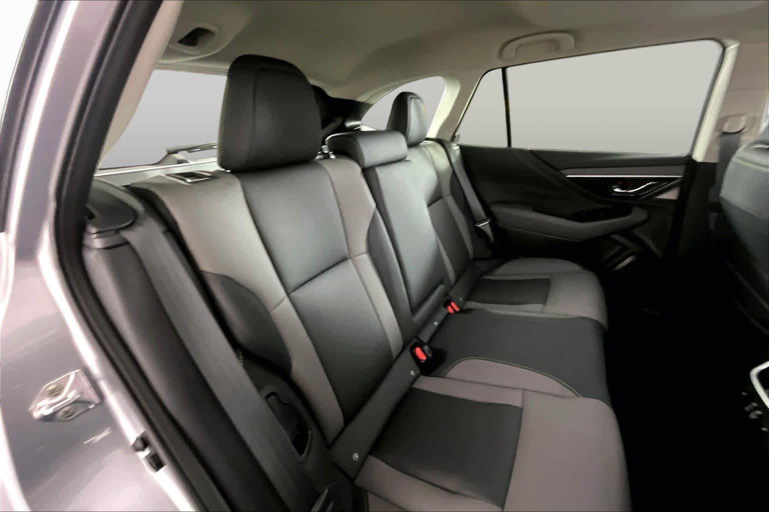 Used 2024 Subaru Outback Onyx Edition XT AWD/4WD image 19