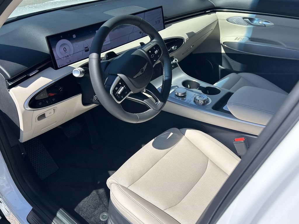 New 2026 Genesis GV70 2.5T Select AWD/4WD image 15