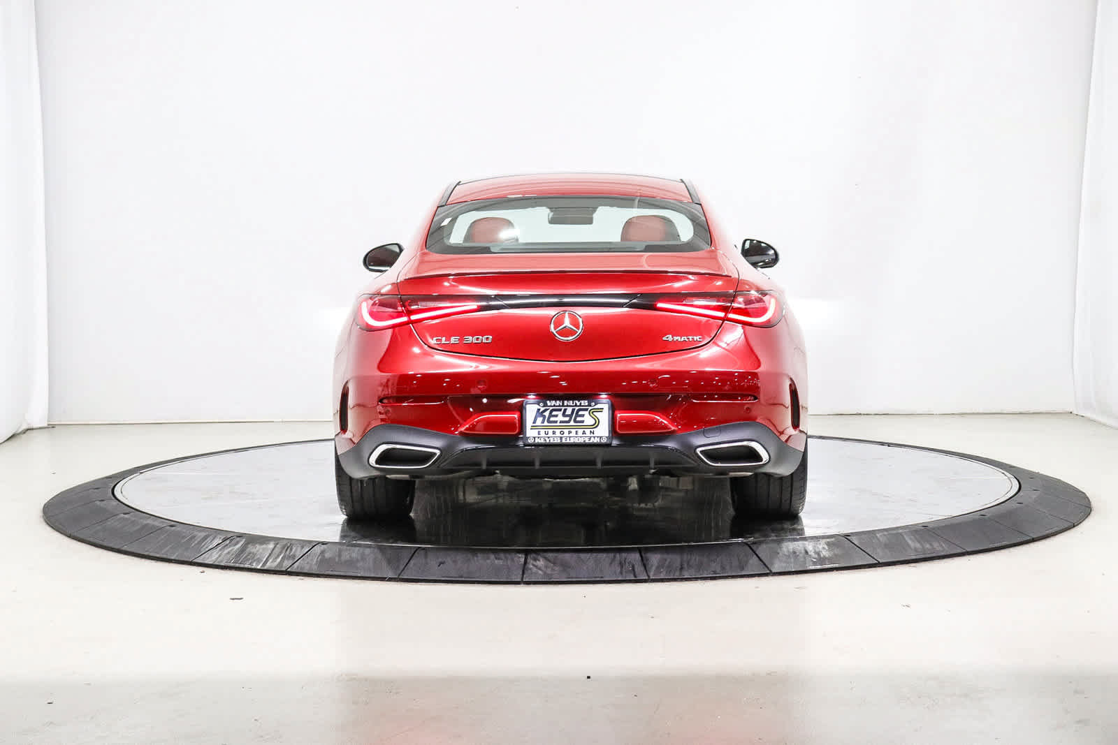 Certified 2026 Mercedes-Benz CLE 300 4MATIC Coupe image 3