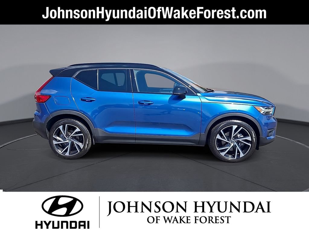 Used 2021 Volvo XC40 T5 R-Design w/ Advanced Package AWD/4WD image 5