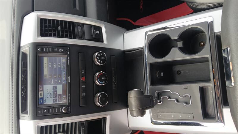 Used 2011 RAM 1500 R/T w/ Remote Start & Security Group image 11