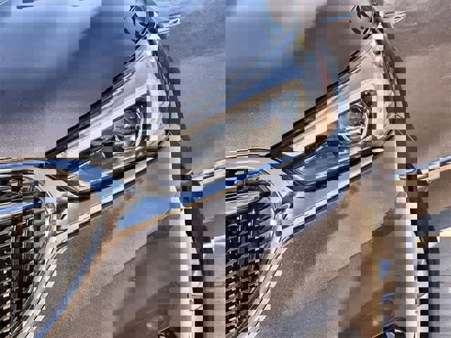 Used 2019 Buick Enclave Essence image 24