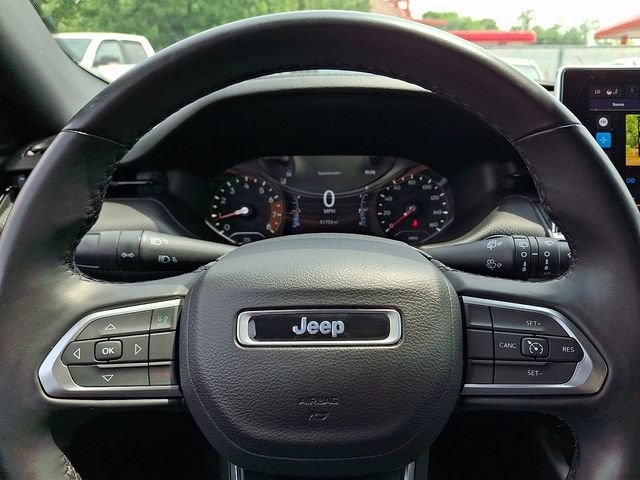 Used 2022 Jeep Compass Latitude w/ Convenience Group AWD/4WD image 25