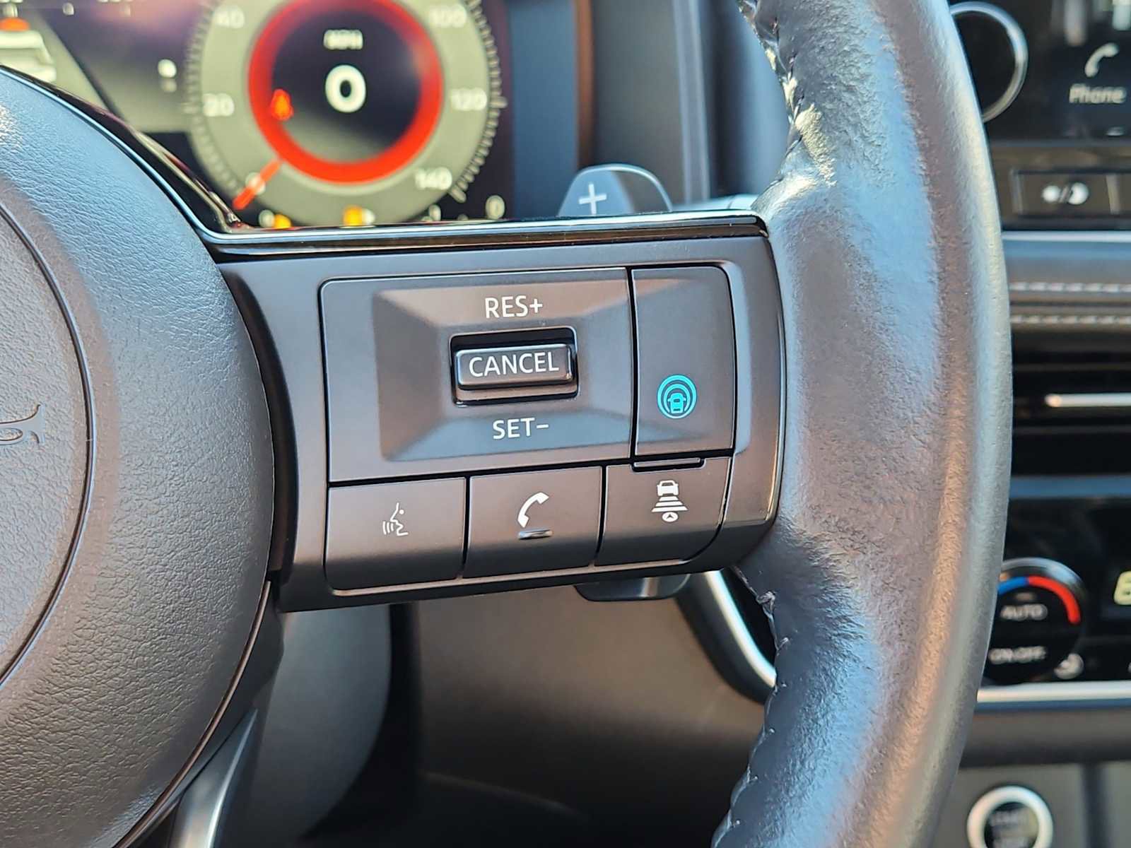 Used 2021 Nissan Rogue Platinum AWD/4WD image 30