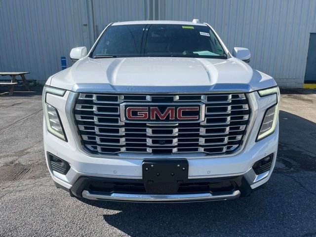Used 2025 GMC Yukon XL Denali AWD/4WD image 11